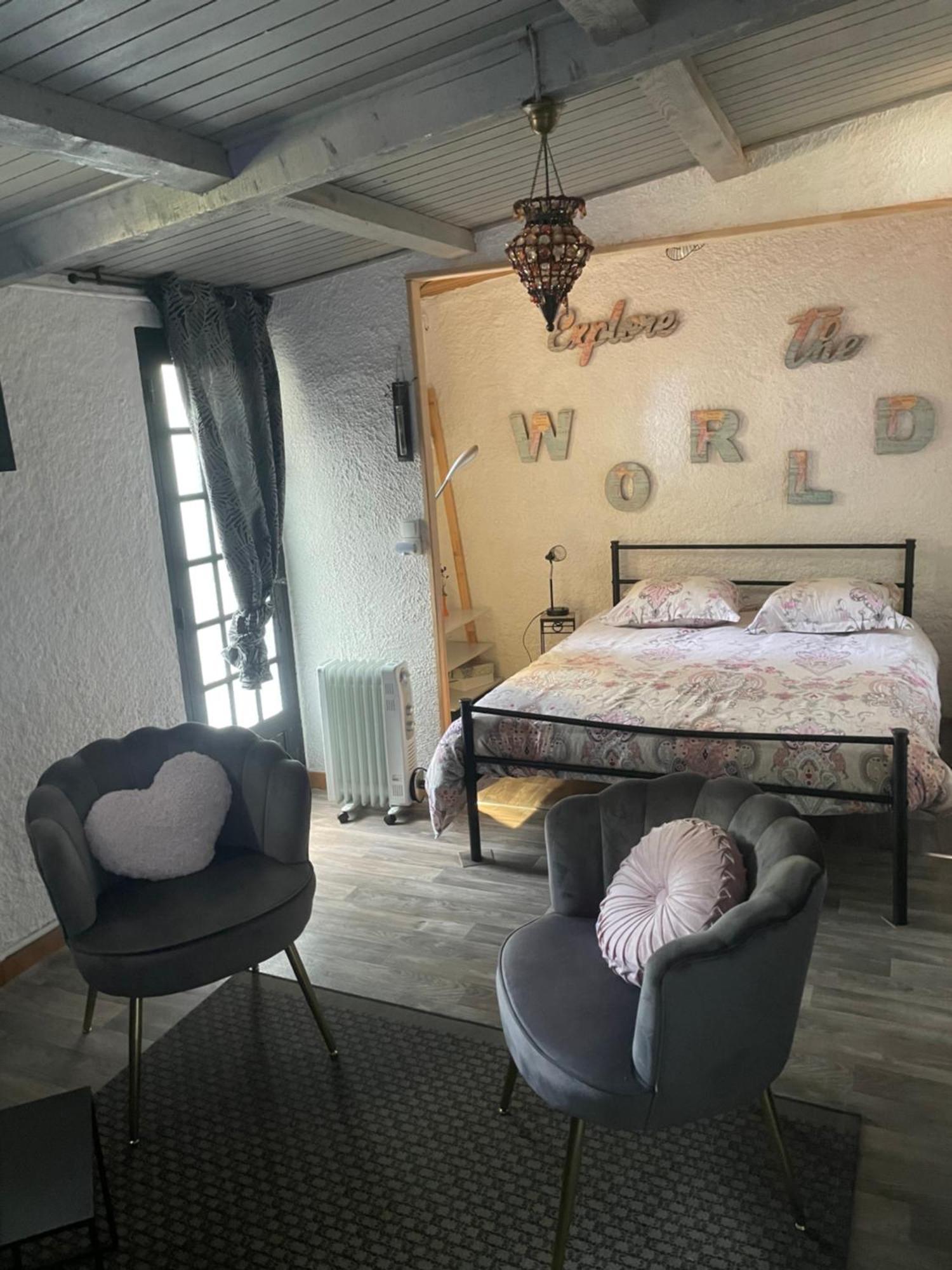 Studio Havre De Paix Au Pont Du Gard Piscine Et Jacuzzi Chez Valerie Payre Vers Pont du Gard Bagian luar foto